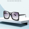 New fashionable oversized square sunglasses, retro and personalized sunglasses for big faces, versatile for street style and beach glasses Application Scenario